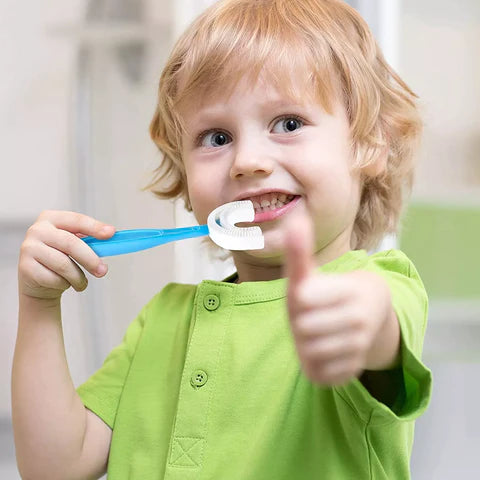 L'importance du brossage de dents de bébé